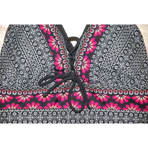 Kona Sol Black White Swimsuit Cut Out Back One Piece Size M V-Neck Floral Trim - Picture 4 of 11